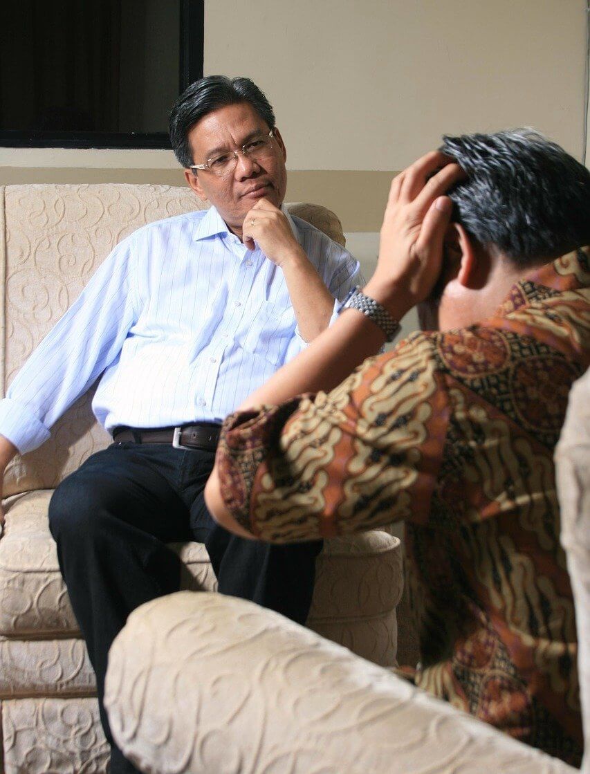 counseling with man, individual therapy, treatment